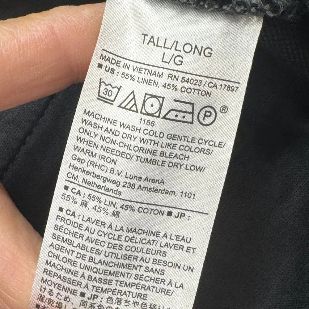 NWOT Banana Republic TALL Linen Deck Shorts in Black